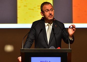 Bakan Kasapoğlu: Yurtları istismar etmek istiyorlar