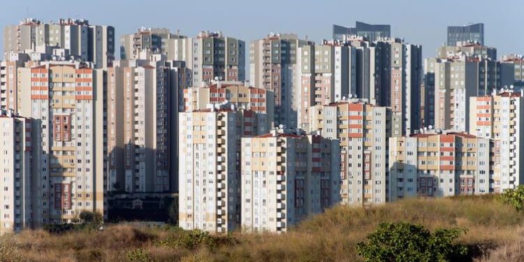 ‘Ev arkadaşı aranıyor’ ilanında artış