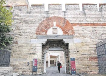 İstanbul kara surlarının ilk etabı açıldı: Mevlanakapı’ya 3 günde 35 bin ziyaretçi