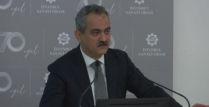 Milli Eğitim Bakanı Özer: Meslek lisesi başarılı öğrencilerin kümelendiği lise türüne dönüştü